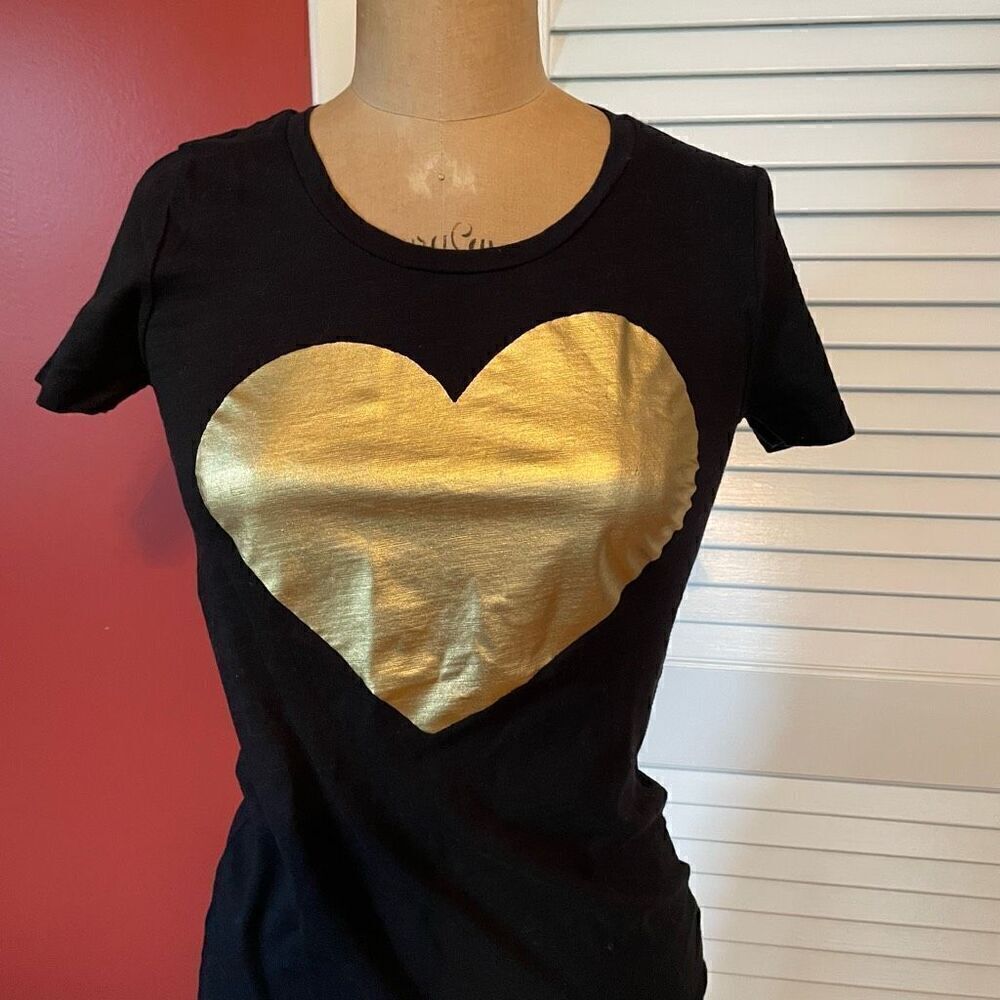 J CREW | black short sleeve t with big gold metallic heart XXS - Picture 2 of 6
